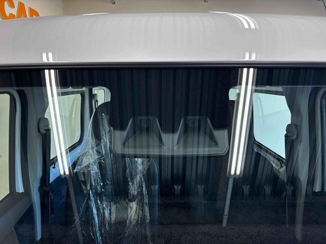 ハイゼットカーゴスペシャル電子４ＷＤ　マニュアルエアコン　ハロゲンヘッドライト　コーナーセンサー　ＶＳＣ（横滑り防止機能）　パワーウィンドウ　オートライト／ハイビーム　スマートアシスト（予防安全装置）（秋田県）の中古車