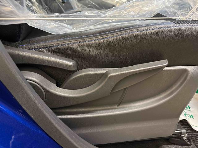 ムーヴカスタム　ＲＳ　ハイパーＳＡ４ＷＤ　純正ナビ　ＬＥＤヘッドライト／フォグランプ　オートエアコン／ライト／電動ドアミラー　チルトステアリング　運転席シートリフター　リモコンエンジンスターター　アップグレードパック（秋田県）の中古車