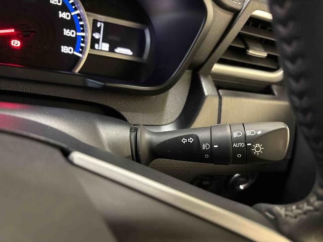 トールカスタムG4WD 純正ナビ LEDヘッドライト/フォグランプ オートエアコン/ライト/ハイビーム/電動ドアミラー ドライブレコーダー クルーズコントロール 両側電動スライドドア 電動パーキングブレーキ(秋田県)の中古車