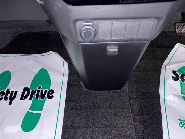 トールカスタムG4WD 純正ナビ LEDヘッドライト/フォグランプ オートエアコン/ライト/ハイビーム/電動ドアミラー ドライブレコーダー クルーズコントロール 両側電動スライドドア 電動パーキングブレーキ(秋田県)の中古車