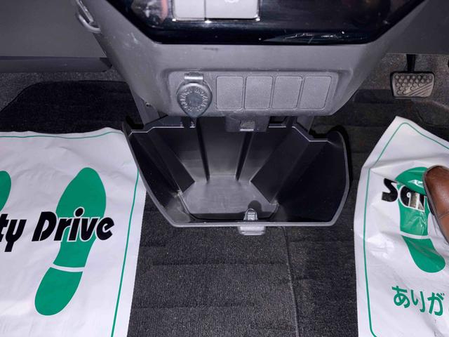 トールカスタムG4WD 純正ナビ LEDヘッドライト/フォグランプ オートエアコン/ライト/ハイビーム/電動ドアミラー ドライブレコーダー クルーズコントロール 両側電動スライドドア 電動パーキングブレーキ(秋田県)の中古車