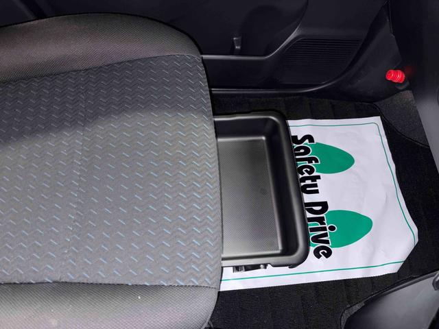 トールカスタムG4WD 純正ナビ LEDヘッドライト/フォグランプ オートエアコン/ライト/ハイビーム/電動ドアミラー ドライブレコーダー クルーズコントロール 両側電動スライドドア 電動パーキングブレーキ(秋田県)の中古車