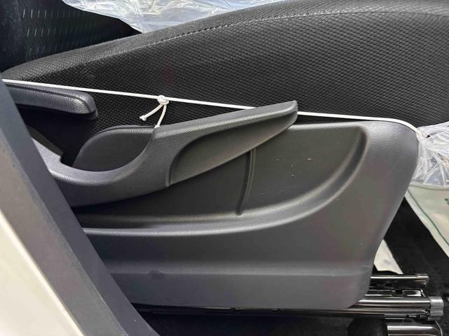 トールカスタムG4WD 純正ナビ LEDヘッドライト/フォグランプ オートエアコン/ライト/ハイビーム/電動ドアミラー ドライブレコーダー クルーズコントロール 両側電動スライドドア 電動パーキングブレーキ(秋田県)の中古車