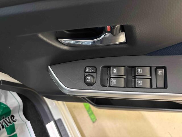 トールカスタムG4WD 純正ナビ LEDヘッドライト/フォグランプ オートエアコン/ライト/ハイビーム/電動ドアミラー ドライブレコーダー クルーズコントロール 両側電動スライドドア 電動パーキングブレーキ(秋田県)の中古車