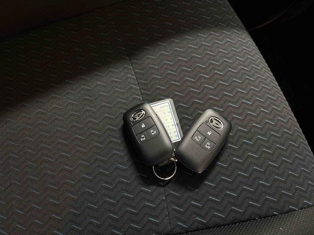 トールカスタムG4WD 純正ナビ LEDヘッドライト/フォグランプ オートエアコン/ライト/ハイビーム/電動ドアミラー ドライブレコーダー クルーズコントロール 両側電動スライドドア 電動パーキングブレーキ(秋田県)の中古車