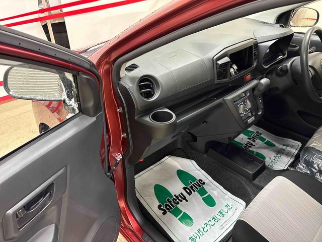 ミライースL SAIII4WD ハロゲンヘッドライト キーレスエントリー コーナーセンサあー オートライト/ハイビーム マニュアルエアコン VSC(横滑り防止機能) スマートアシスト(予防安全装置)(秋田県)の中古車