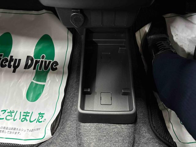 ミライースL SAIII4WD ハロゲンヘッドライト キーレスエントリー コーナーセンサあー オートライト/ハイビーム マニュアルエアコン VSC(横滑り防止機能) スマートアシスト(予防安全装置)(秋田県)の中古車