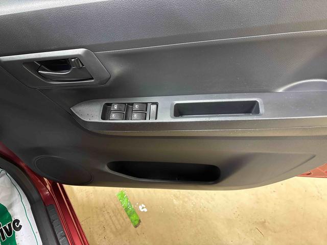 ミライースL SAIII4WD ハロゲンヘッドライト キーレスエントリー コーナーセンサあー オートライト/ハイビーム マニュアルエアコン VSC(横滑り防止機能) スマートアシスト(予防安全装置)(秋田県)の中古車