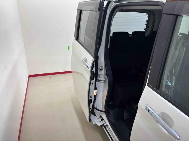 トールG4WD 純正ナビ LEDヘッドライト オートエアコン/ライト/ハイビーム/電動ドアミラー コーナーセンサー ETC 両側電動スライドドア チルトステアリング 運転席シートリフター アップグレードパック(秋田県)の中古車