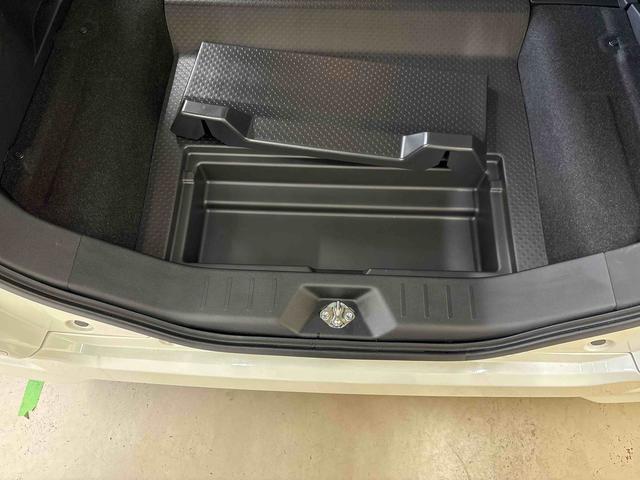 トールG4WD 純正ナビ LEDヘッドライト オートエアコン/ライト/ハイビーム/電動ドアミラー コーナーセンサー ETC 両側電動スライドドア チルトステアリング 運転席シートリフター アップグレードパック(秋田県)の中古車