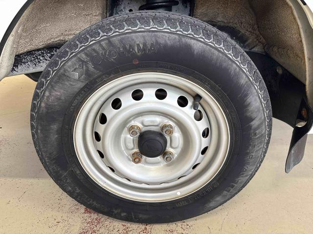 ハイゼットトラックスタンダードパートタイム4WD 純正ラジオ(AM・FM) ハロゲンヘッドライト ストロング防錆 マニュアルエアコン(秋田県)の中古車