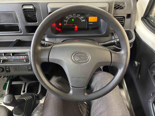 ハイゼットトラックスタンダードパートタイム4WD 純正ラジオ(AM・FM) ハロゲンヘッドライト ストロング防錆 マニュアルエアコン(秋田県)の中古車