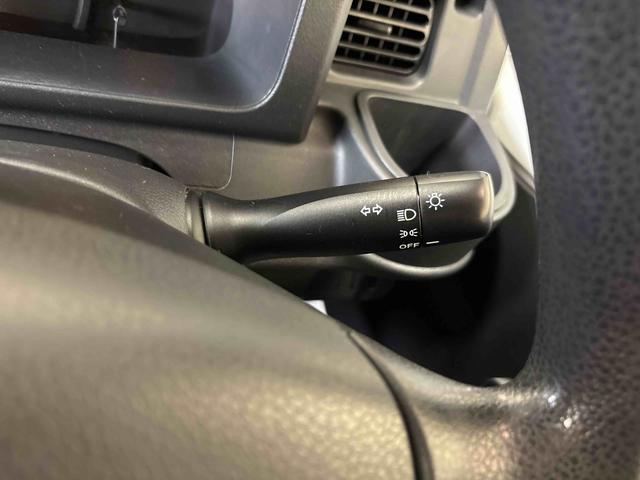 ハイゼットトラックスタンダードパートタイム4WD 純正ラジオ(AM・FM) ハロゲンヘッドライト ストロング防錆 マニュアルエアコン(秋田県)の中古車