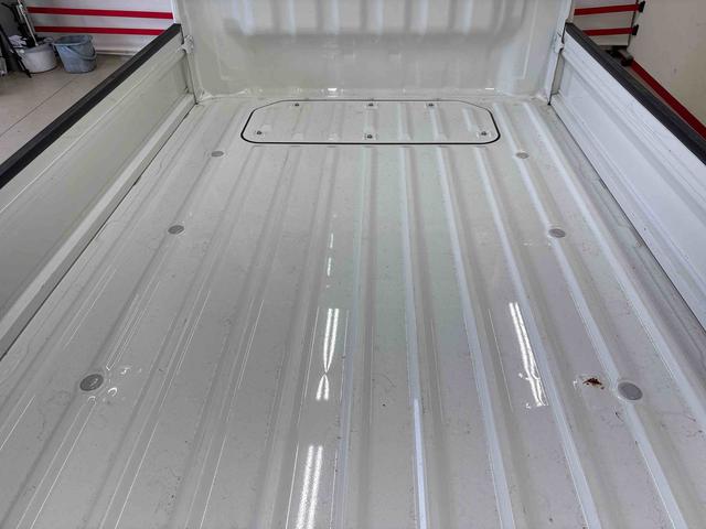 ハイゼットトラックスタンダードパートタイム4WD 純正ラジオ(AM・FM) ハロゲンヘッドライト ストロング防錆 マニュアルエアコン(秋田県)の中古車