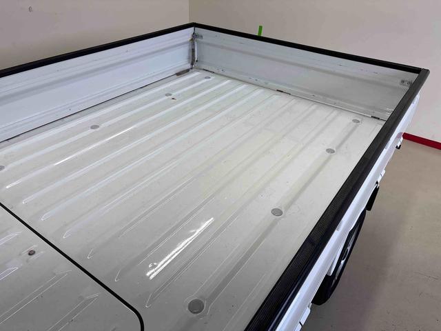 ハイゼットトラックスタンダードパートタイム4WD 純正ラジオ(AM・FM) ハロゲンヘッドライト ストロング防錆 マニュアルエアコン(秋田県)の中古車