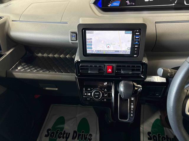 タントカスタムＲＳセレクション４ＷＤ　純正ナビ　ＬＥＤヘッドライト／フォグランプ　オートエアコン／ライト／ハイビーム／電動ドアミラー　ＥＴＣ　ドライブレコーダー　コーナーセンサー　両側電動スライドドア　運転席・助手席シートヒーター（秋田県）の中古車