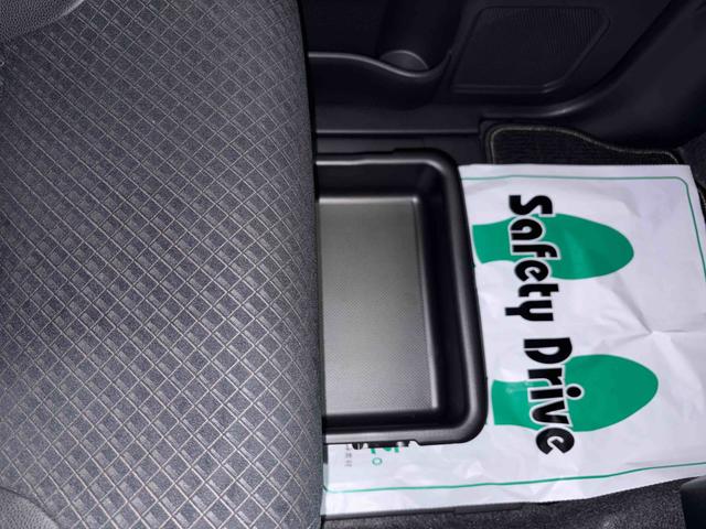 タントカスタムＲＳセレクション４ＷＤ　純正ナビ　ＬＥＤヘッドライト／フォグランプ　オートエアコン／ライト／ハイビーム／電動ドアミラー　ＥＴＣ　ドライブレコーダー　コーナーセンサー　両側電動スライドドア　運転席・助手席シートヒーター（秋田県）の中古車