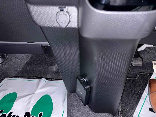 タントカスタムＲＳセレクション４ＷＤ　純正ナビ　ＬＥＤヘッドライト／フォグランプ　オートエアコン／ライト／ハイビーム／電動ドアミラー　ＥＴＣ　ドライブレコーダー　コーナーセンサー　両側電動スライドドア　運転席・助手席シートヒーター（秋田県）の中古車