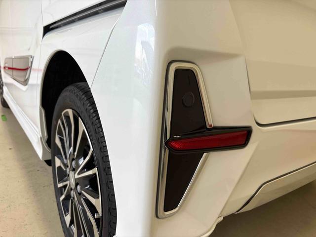 タントカスタムＲＳセレクション４ＷＤ　純正ナビ　ＬＥＤヘッドライト／フォグランプ　オートエアコン／ライト／ハイビーム／電動ドアミラー　ＥＴＣ　ドライブレコーダー　コーナーセンサー　両側電動スライドドア　運転席・助手席シートヒーター（秋田県）の中古車