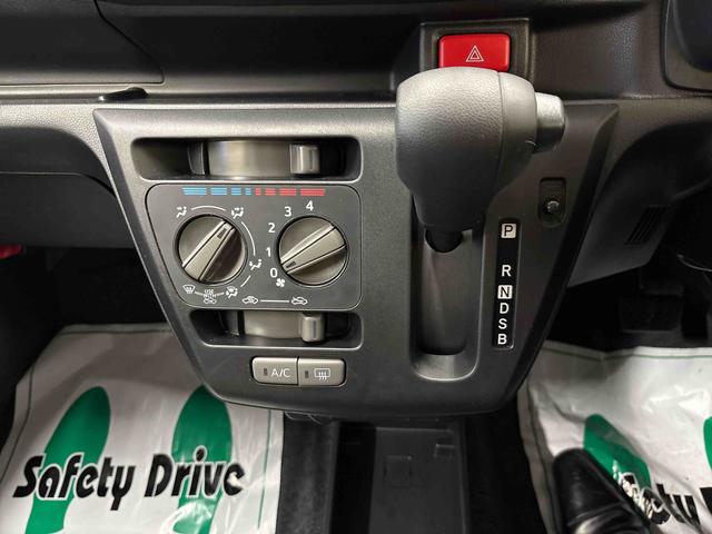 ミライースＬ　ＳＡIII４ＷＤ　ハロゲンヘッドライト　キーレスエントリー　コーナーセンサー　オートライト／ハイビーム　マニュアルエアコン　ＶＳＣ（横滑り防止機能）　スマートアシスト（予防安全装置）（秋田県）の中古車