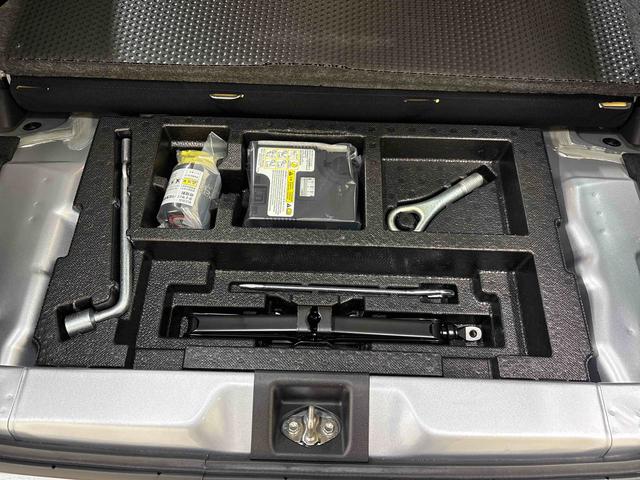 ミライースＬ　ＳＡIII４ＷＤ　ハロゲンヘッドライト　キーレスエントリー　コーナーセンサー　オートライト／ハイビーム　マニュアルエアコン　ＶＳＣ（横滑り防止機能）　スマートアシスト（予防安全装置）（秋田県）の中古車