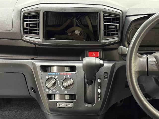 ミライースL SAIII4WD ハロゲンヘッドライト キーレスエントリー マニュアルエアコン コーナーセンサー オートライト/ハイビーム VSC(横滑り防止機能) スマートアシスト(予防安全装置)(秋田県)の中古車