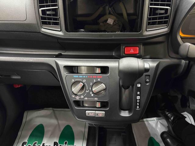 ミライースL SAIII4WD ハロゲンヘッドライト キーレスエントリー マニュアルエアコン コーナーセンサー オートライト/ハイビーム VSC(横滑り防止機能) スマートアシスト(予防安全装置)(秋田県)の中古車