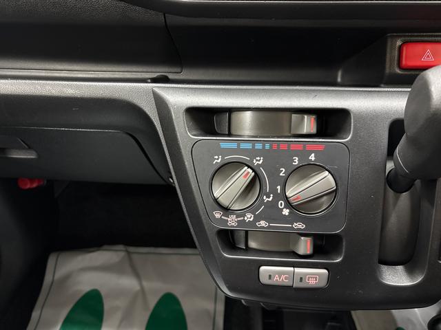 ミライースL SAIII4WD ハロゲンヘッドライト キーレスエントリー マニュアルエアコン コーナーセンサー オートライト/ハイビーム VSC(横滑り防止機能) スマートアシスト(予防安全装置)(秋田県)の中古車