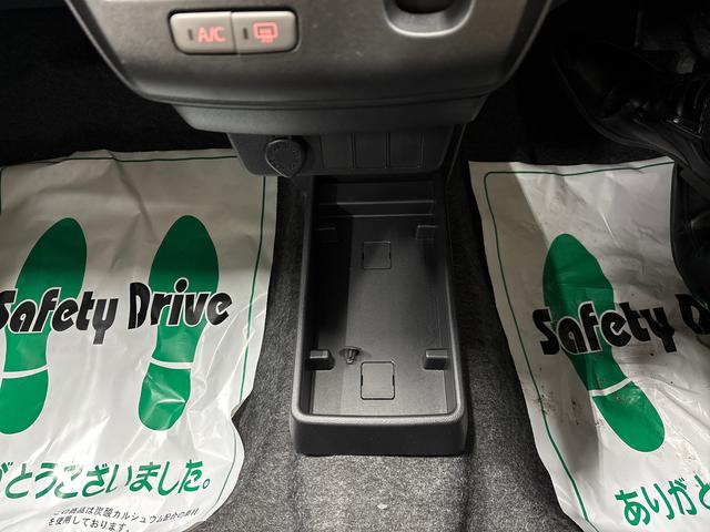 ミライースL SAIII4WD ハロゲンヘッドライト キーレスエントリー マニュアルエアコン コーナーセンサー オートライト/ハイビーム VSC(横滑り防止機能) スマートアシスト(予防安全装置)(秋田県)の中古車