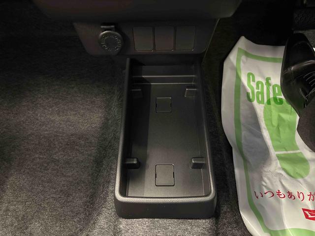 ミライースＬ　ＳＡIII４ＷＤ　ハロゲンヘッドライト　マニュアルエアコン　キーレスエントリー　コーナーセンサー　オートライト／ハイビーム　ＶＳＣ（横滑り防止機能）　スマートアシスト（予防安全装置）（秋田県）の中古車