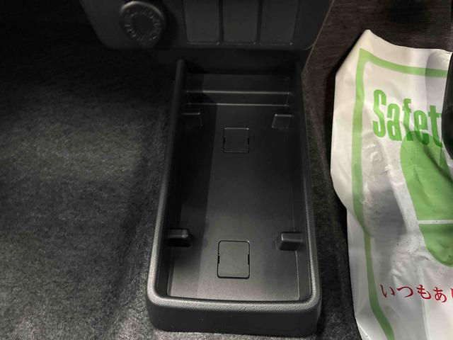 ミライースＬ　ＳＡIII４ＷＤ　ハロゲンヘッドライト　マニュアルエアコン　キーレスエントリー　コーナーセンサー　オートライト／ハイビーム　ＶＳＣ（横滑り防止機能）　スマートアシスト（予防安全装置）（秋田県）の中古車