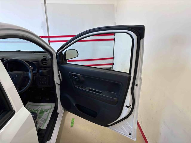 ミライースＬ　ＳＡIII４ＷＤ　ハロゲンヘッドライト　マニュアルエアコン　キーレスエントリー　コーナーセンサー　オートライト／ハイビーム　ＶＳＣ（横滑り防止機能）　スマートアシスト（予防安全装置）（秋田県）の中古車