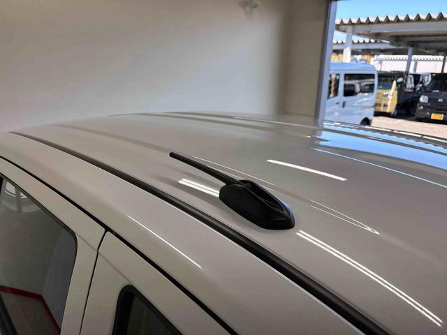 ミライースＬ　ＳＡIII４ＷＤ　ハロゲンヘッドライト　マニュアルエアコン　キーレスエントリー　コーナーセンサー　オートライト／ハイビーム　ＶＳＣ（横滑り防止機能）　スマートアシスト（予防安全装置）（秋田県）の中古車