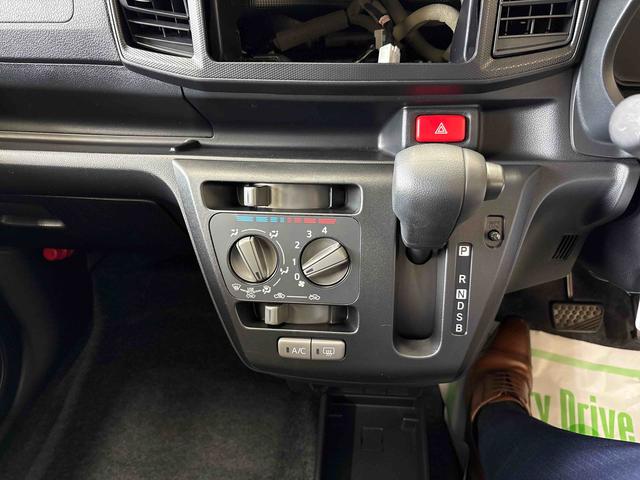 ミライースL SAIII4WD キーレスエントリー マニュアルエアコン ハロゲンヘッドライト オートハイビーム オートライト コーナーセンサー VSC(横滑り防止機能)(秋田県)の中古車