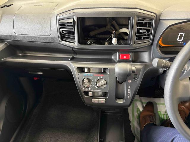 ミライースL SAIII4WD キーレスエントリー マニュアルエアコン ハロゲンヘッドライト オートハイビーム オートライト コーナーセンサー VSC(横滑り防止機能)(秋田県)の中古車