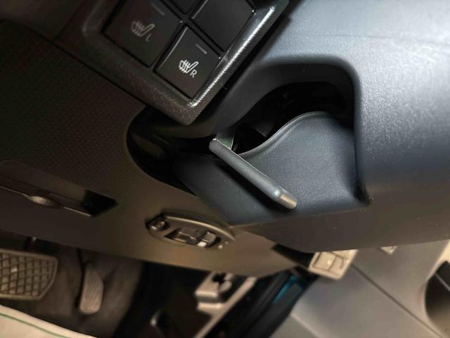 タントファンクロスターボ（エコアイドル非装着車）４ＷＤ　ディスプレイオーディオ　ＬＥＤヘッドライト／フォグランプ　オートエアコン／ライト／ハイビーム／電動ドアミラー　ドライブレコーダー　両側電動スライドドア　電動パーキングブレーキ　シートヒーター（秋田県）の中古車