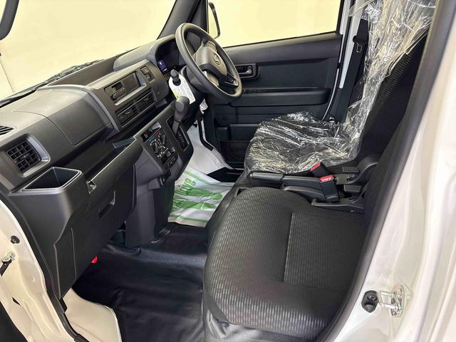 ハイゼットカーゴDX電子4WD 純正ラジオ(AM・FM) キーレスエントリー マニュアルエアコン ハロゲンヘッドライト コーナーセンサー オートライト/ハイビーム エコアイドル(秋田県)の中古車