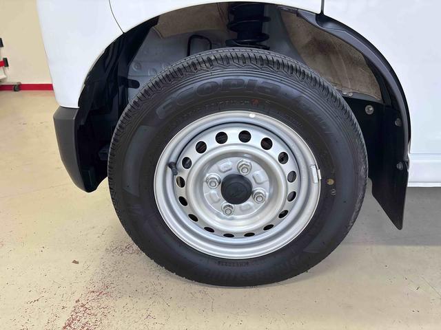 ハイゼットカーゴDX電子4WD 純正ラジオ(AM・FM) キーレスエントリー マニュアルエアコン ハロゲンヘッドライト コーナーセンサー オートライト/ハイビーム エコアイドル(秋田県)の中古車