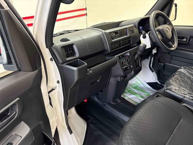 ハイゼットカーゴDX電子4WD 純正ラジオ(AM・FM) キーレスエントリー マニュアルエアコン ハロゲンヘッドライト コーナーセンサー オートライト/ハイビーム エコアイドル(秋田県)の中古車