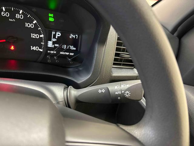 ハイゼットカーゴDX電子4WD 純正ラジオ(AM・FM) キーレスエントリー マニュアルエアコン ハロゲンヘッドライト コーナーセンサー オートライト/ハイビーム エコアイドル(秋田県)の中古車