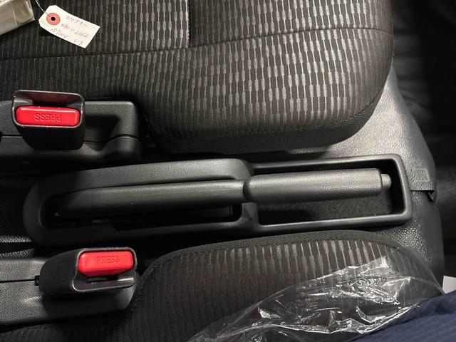 ハイゼットカーゴDX電子4WD 純正ラジオ(AM・FM) キーレスエントリー マニュアルエアコン ハロゲンヘッドライト コーナーセンサー オートライト/ハイビーム エコアイドル(秋田県)の中古車