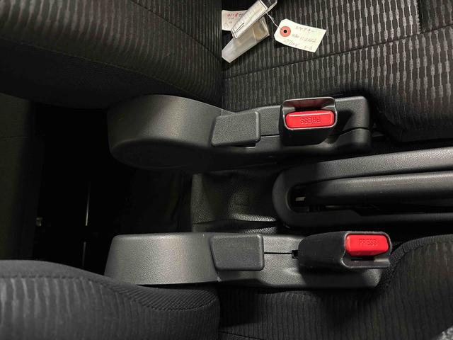 ハイゼットカーゴDX電子4WD 純正ラジオ(AM・FM) キーレスエントリー マニュアルエアコン ハロゲンヘッドライト コーナーセンサー オートライト/ハイビーム エコアイドル(秋田県)の中古車