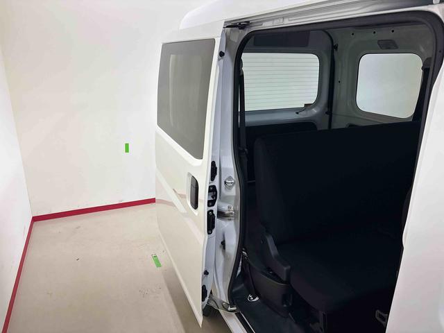 ハイゼットカーゴDX電子4WD 純正ラジオ(AM・FM) キーレスエントリー マニュアルエアコン ハロゲンヘッドライト コーナーセンサー オートライト/ハイビーム エコアイドル(秋田県)の中古車