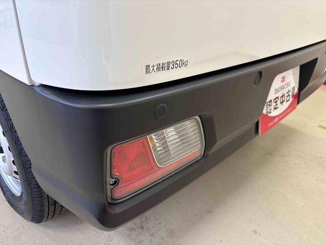 ハイゼットカーゴDX電子4WD 純正ラジオ(AM・FM) キーレスエントリー マニュアルエアコン ハロゲンヘッドライト コーナーセンサー オートライト/ハイビーム エコアイドル(秋田県)の中古車