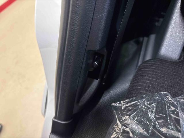 ハイゼットカーゴDX電子4WD 純正ラジオ(AM・FM) キーレスエントリー マニュアルエアコン ハロゲンヘッドライト コーナーセンサー オートライト/ハイビーム エコアイドル(秋田県)の中古車