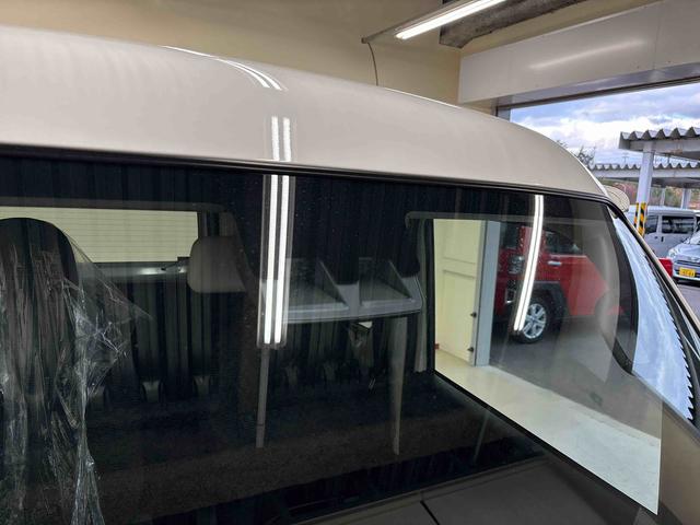 ハイゼットカーゴDX電子4WD 純正ラジオ(AM・FM) キーレスエントリー マニュアルエアコン ハロゲンヘッドライト コーナーセンサー オートライト/ハイビーム エコアイドル(秋田県)の中古車