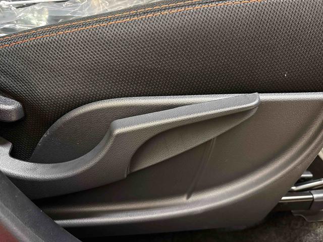 タフトＧ４ＷＤ　純正ナビ　ＬＥＤヘッドライト／フォグランプ　オートエアコン／ライト／ハイビーム／電動ドアミラー　ドライブレコーダー　コーナーセンサー　電動パーキングブレーキ　運転席・助手席シートヒーター（秋田県）の中古車