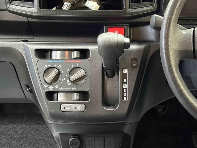 ミライースＬ　ＳＡIII４ＷＤ　ハロゲンヘッドライト　キーレスエントリー　ハロゲンヘッドライト　マニュアルエアコン　コーナーセンサー　ＶＳＣ（横滑り防止機能）　オートライト／ハイビーム　スマートアシスト（予防安全装置）（秋田県）の中古車