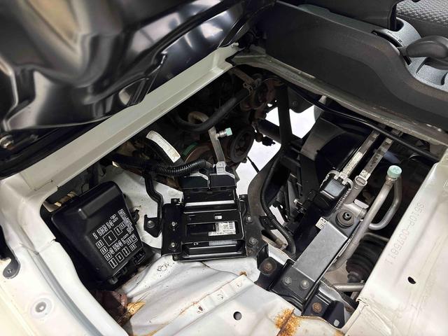 ハイゼットトラックEXTパートタイム4WD 純正CD マニュアルエアコン ハロゲンヘッドライト/フォグランプ キーレスエントリー デフロック 荷台作業灯 ストロング防錆 パワーウィンドウ テールゲートチェーン(秋田県)の中古車