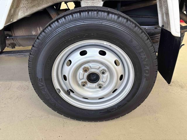 ハイゼットトラックEXTパートタイム4WD 純正CD マニュアルエアコン ハロゲンヘッドライト/フォグランプ キーレスエントリー デフロック 荷台作業灯 ストロング防錆 パワーウィンドウ テールゲートチェーン(秋田県)の中古車